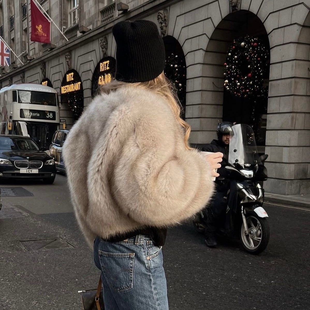 “New York” champagne coat